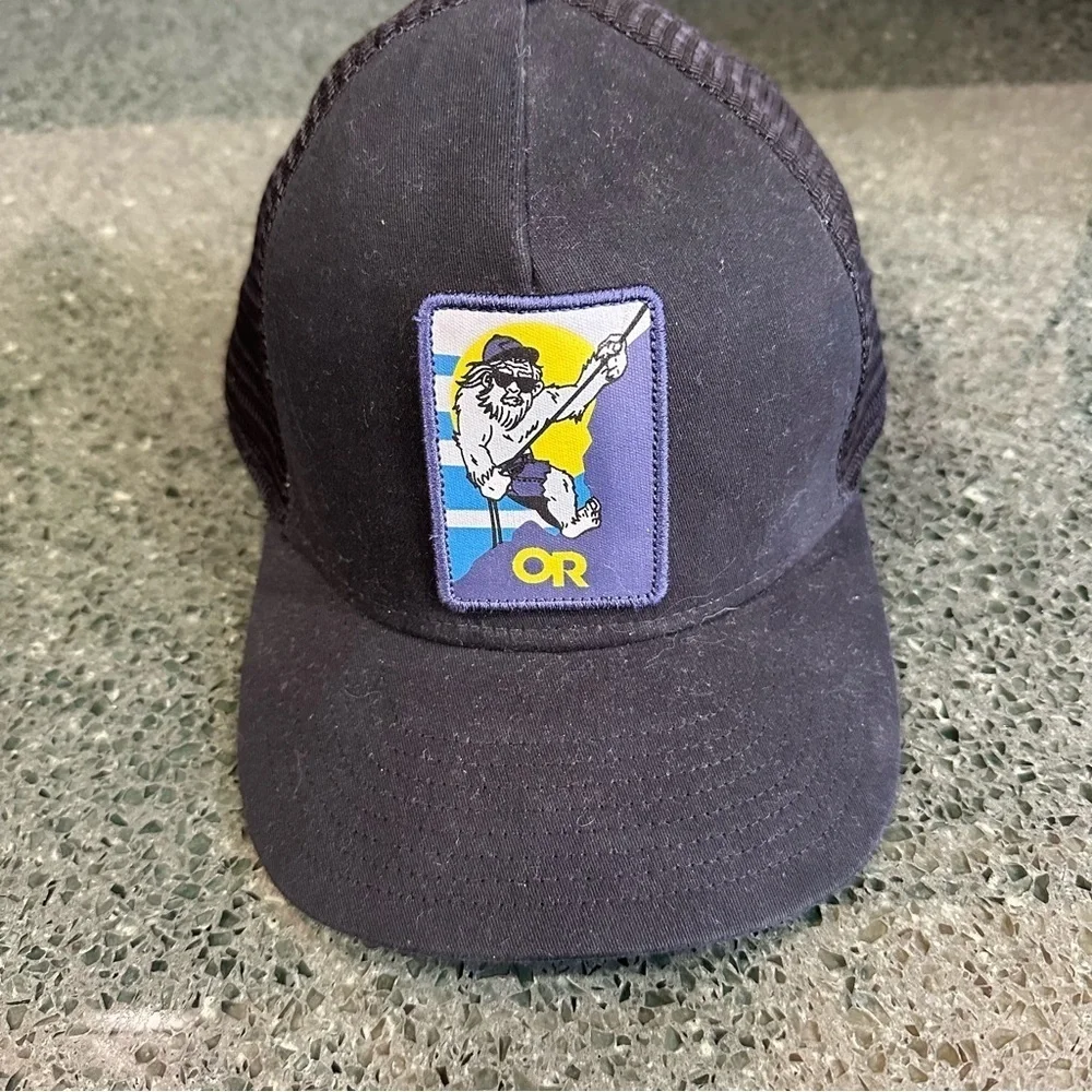 Outdoor Research Kids Squatchin’ Hat Trucker Snap Back Ball Cap Black One Size